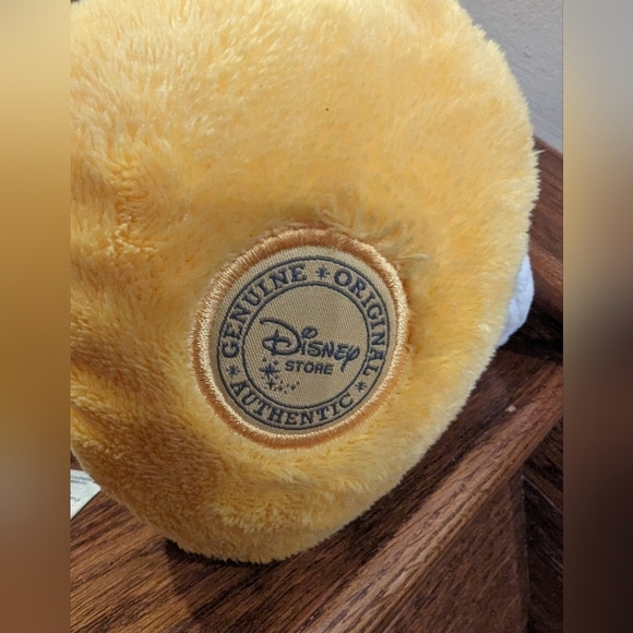 The Disney store Mickey Mouse Plush In excellent condition - Picture 2 of 6